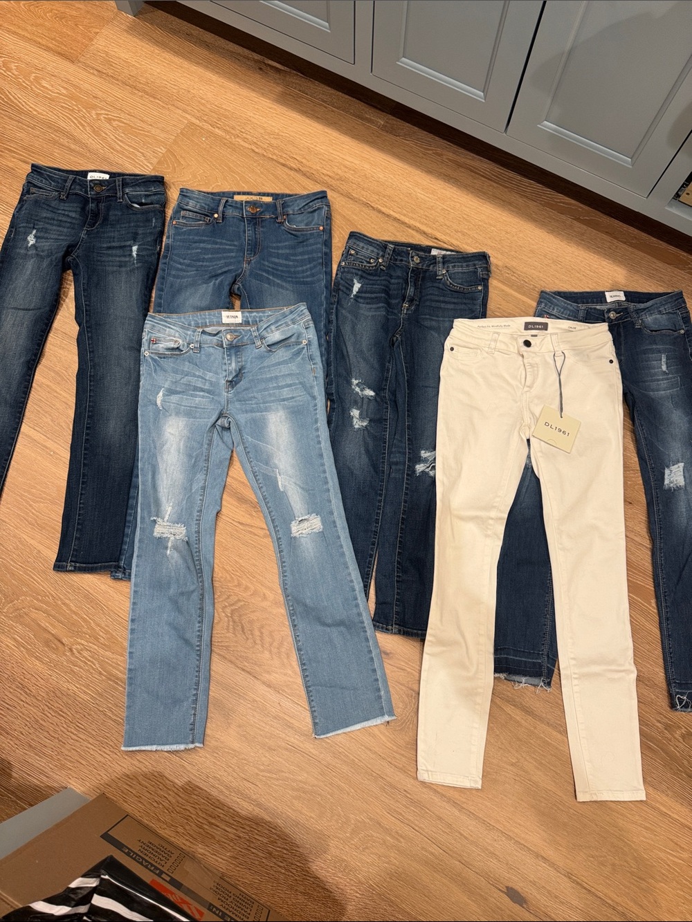 6 Pairs Girls Designer Jeans Size 12 & 14 Joe’s Hudson AG-ED Denim White DL1961